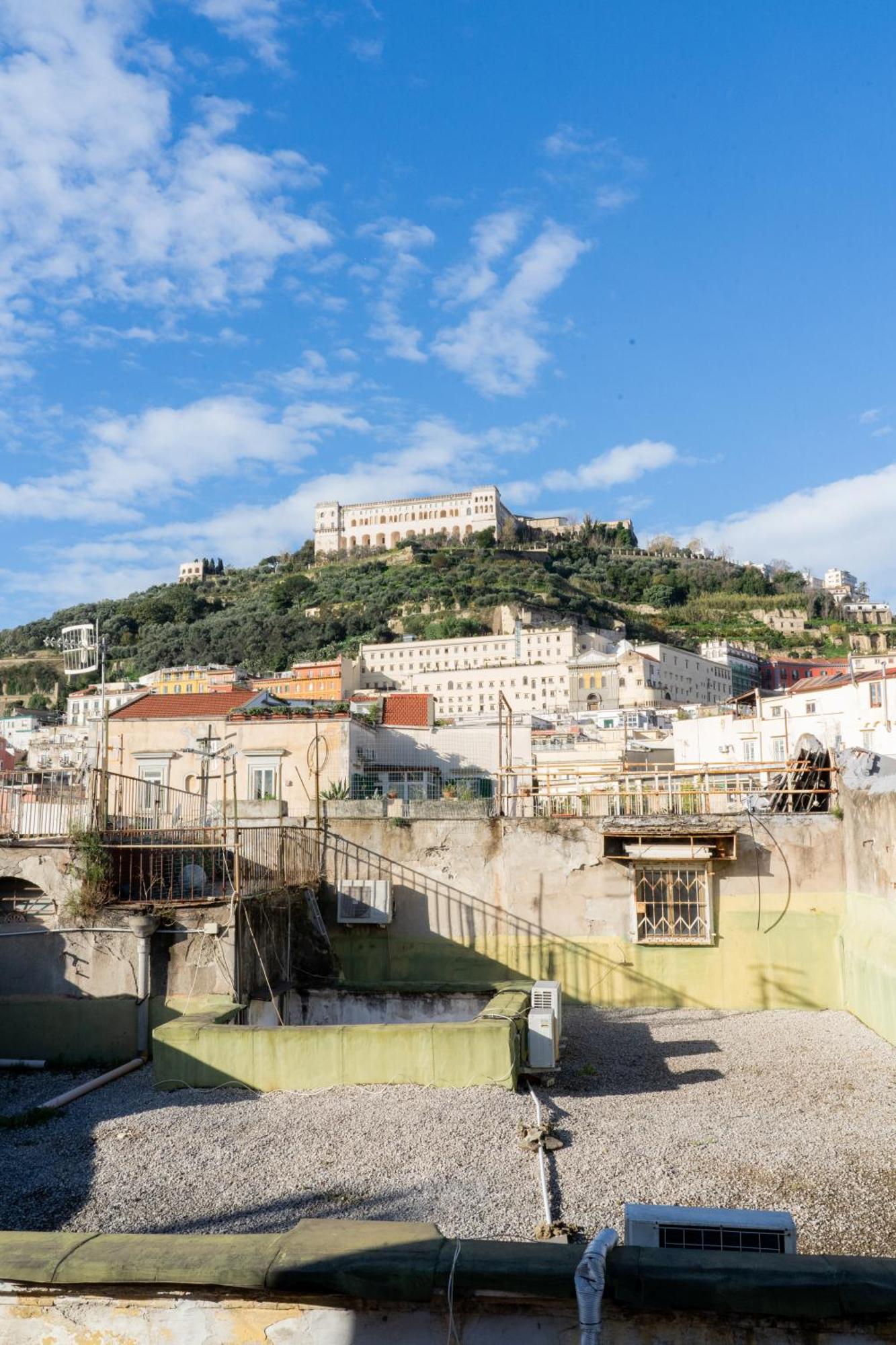 Domus Sibyllina, Palazzo Cavalcanti Napels Buitenkant foto
