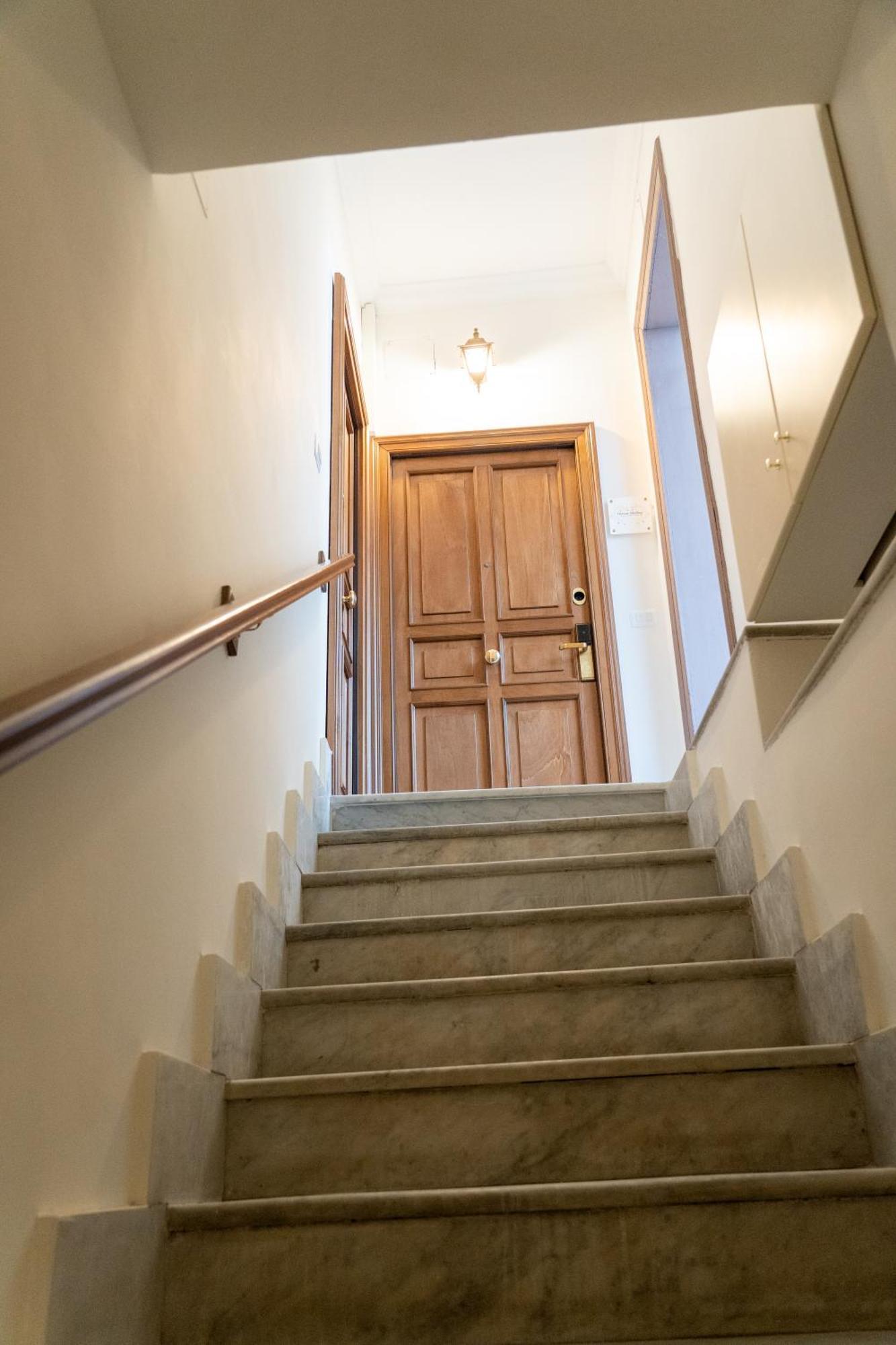 Domus Sibyllina, Palazzo Cavalcanti Napels Buitenkant foto